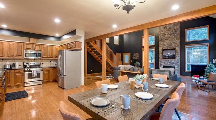 #20 Glacier Springs Cabin