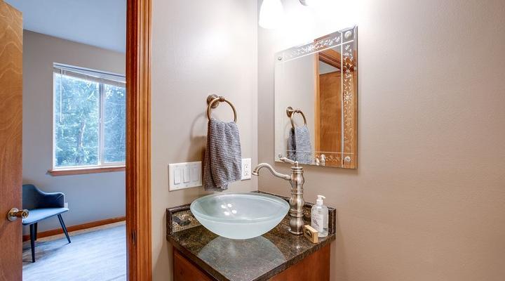 #20 Glacier Springs Cabin