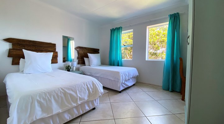 Sea Haven Cintsa Self-Catering Accommodation