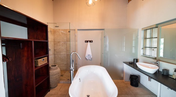 Indlovu River Lodge