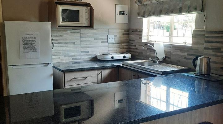 Bosveld Wegbreek Safaris