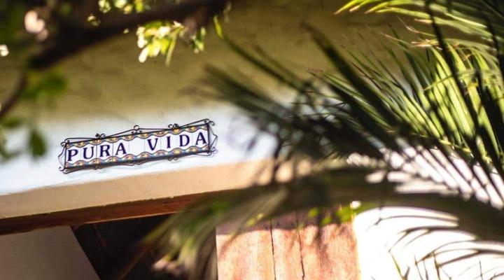 PURA VIDA BEACH HOUSE 6 sleeper