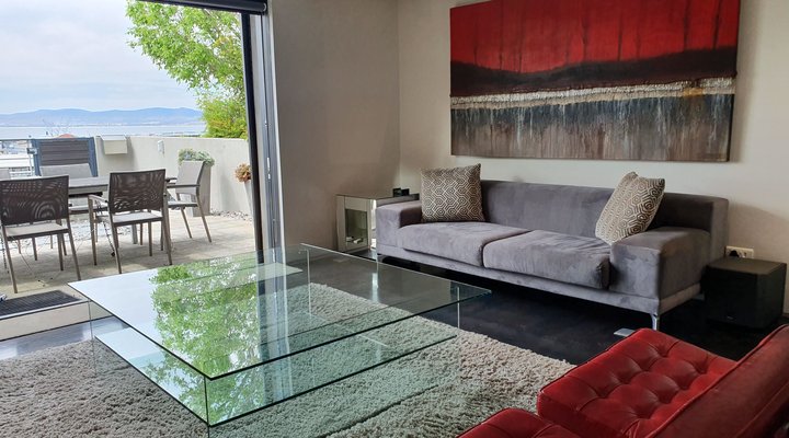 2 Bayview Terrace