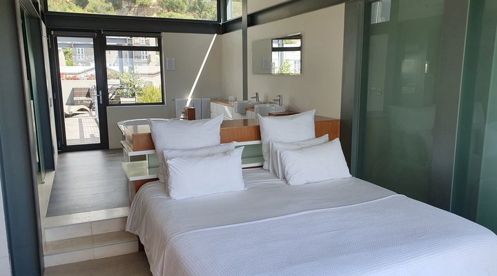2 Bayview Terrace