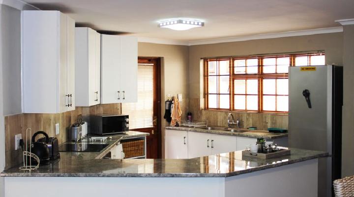 Blacksheep Self-catering Apartments