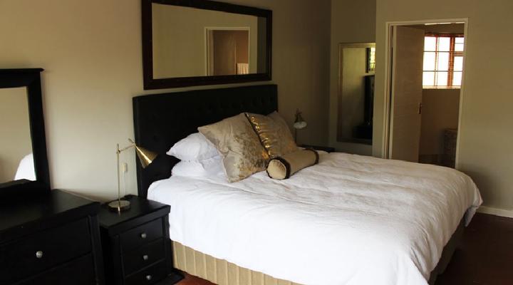 Blacksheep Self-catering Apartments