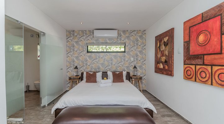 51 on Camps Bay Guest House