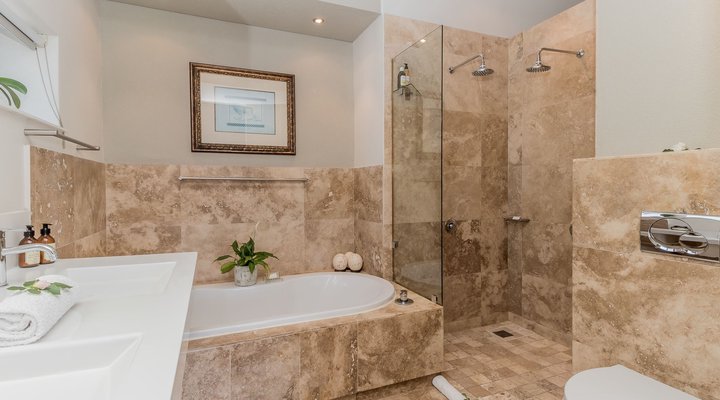 51 on Camps Bay Guest House