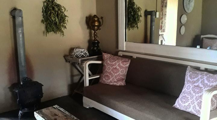 Saffier River Cottage FARMSTAY