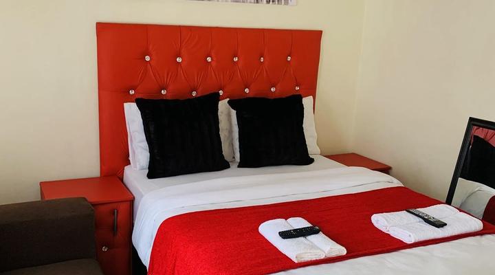 Crown Guest House Waterkloof