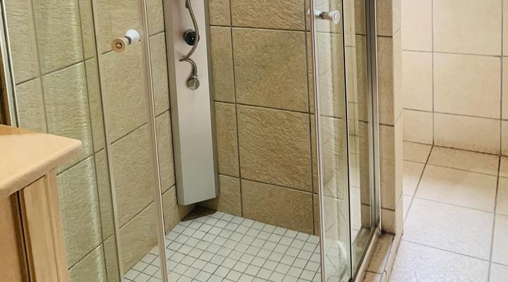 Crown Guest House Waterkloof