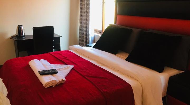 Crown Guest House Waterkloof