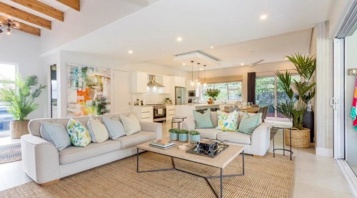 10 Silver Oak Road