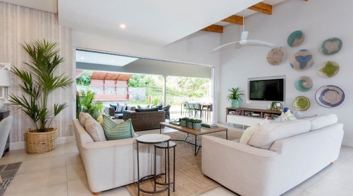 10 Silver Oak Road