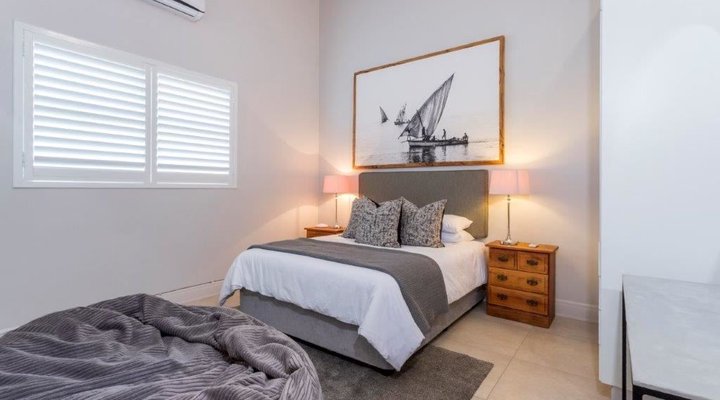 10 Silver Oak Road
