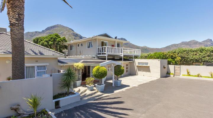 Beach House Guest House - Hout Bay