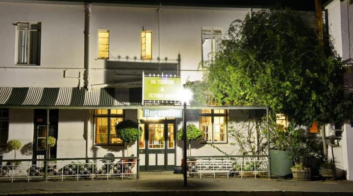 Die Tuishuise & Victoria Manor