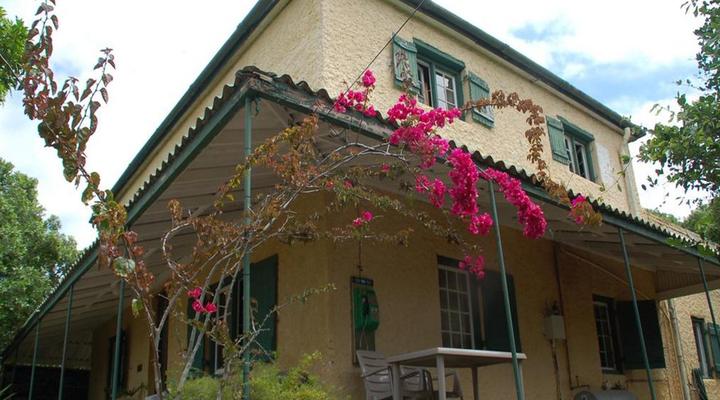 Fairy Knowe Backpackers