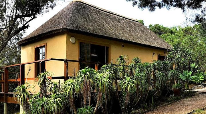 Fairy Knowe Backpackers