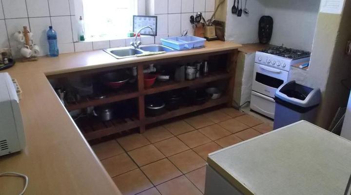 Fairy Knowe Backpackers