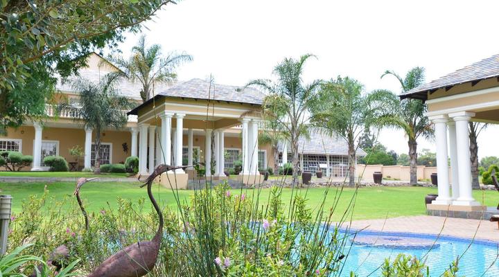 Attaché Guest Lodge & Spa