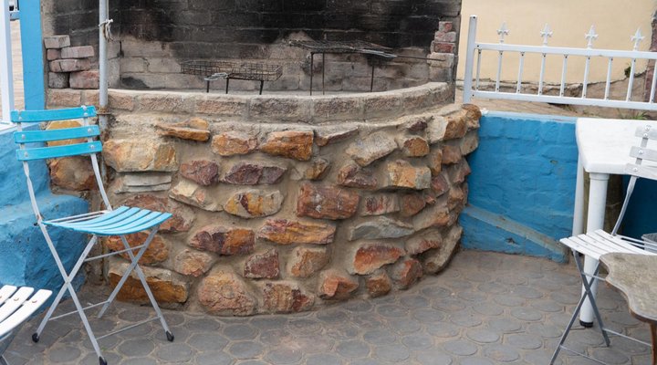 Shark Shack Backpackers