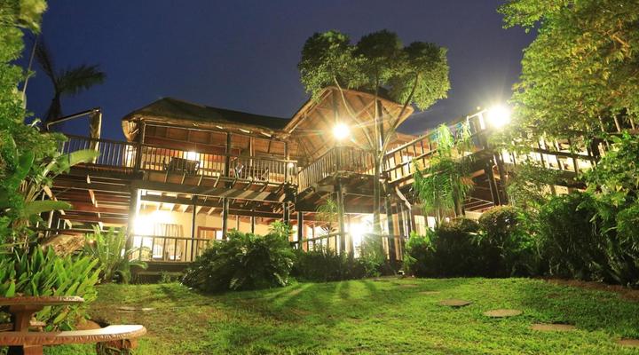 Ndiza Lodge and Cabanas