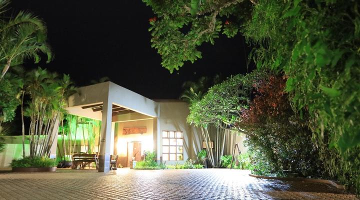 Ndiza Lodge and Cabanas