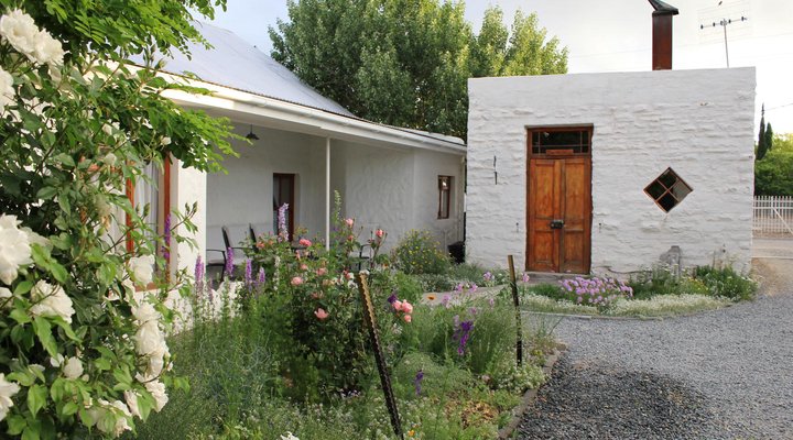 Baroe Self Catering