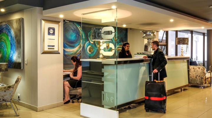 The Nicol Hotel and Apartments