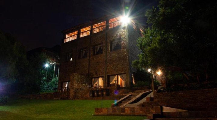 Twenty Three on Riverside