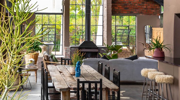 Essere Lodge Guest House