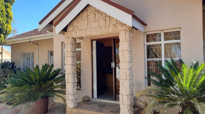 Grove Guesthouse