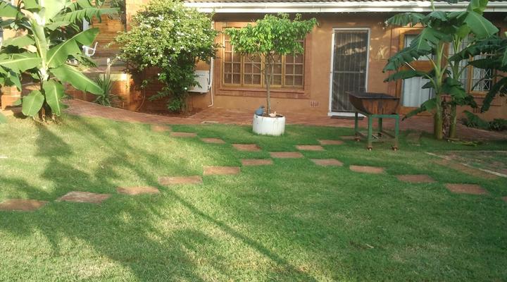 North Lodge Cottages Self-catering