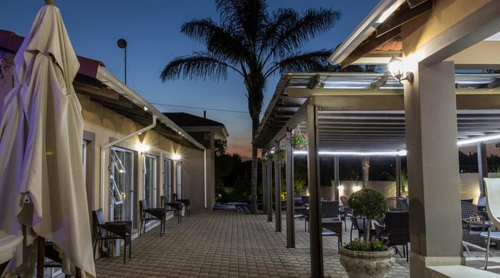 Lakeview Boutique Hotel