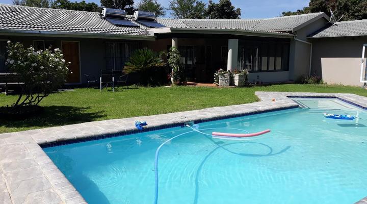 8 Ibis Lane Guest House