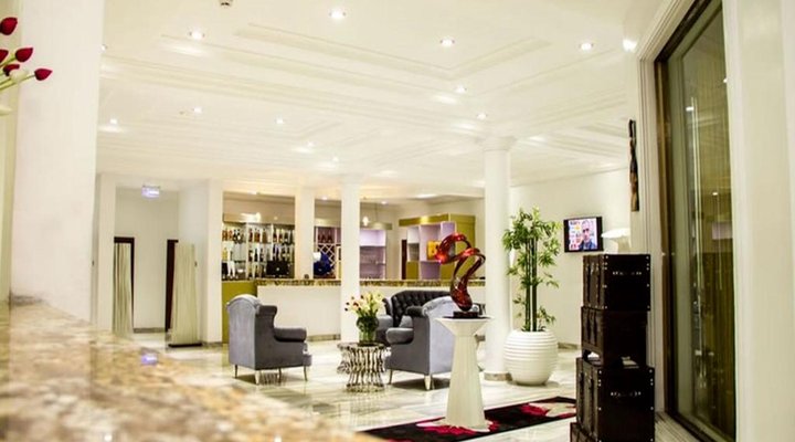 LA Kings Hotel