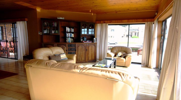 Jeffreysbay Beach House