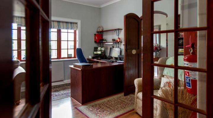 Summerhill Guest Farm