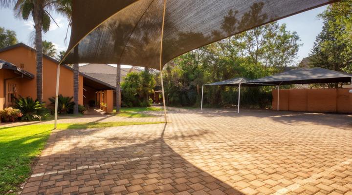 Purple Gecko Guesthouse