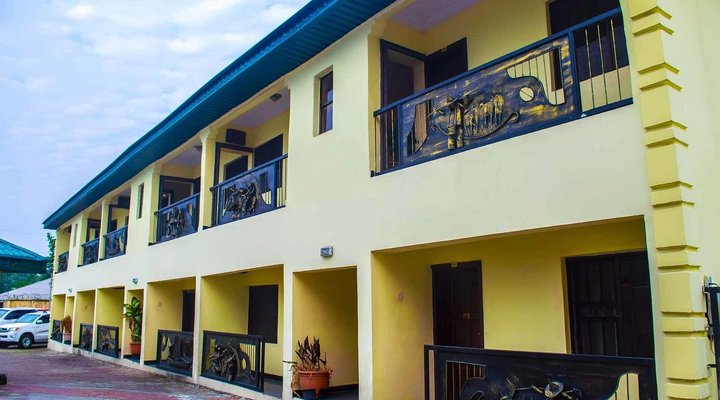 Keves Inn and Suites Ltd