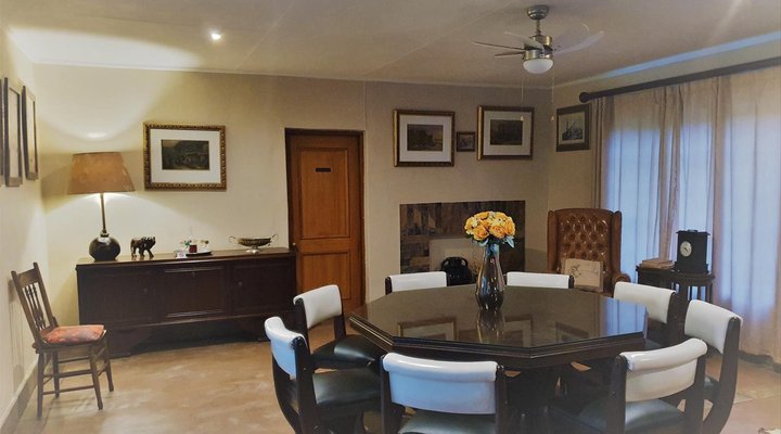 Hamilton Parks Country Lodge