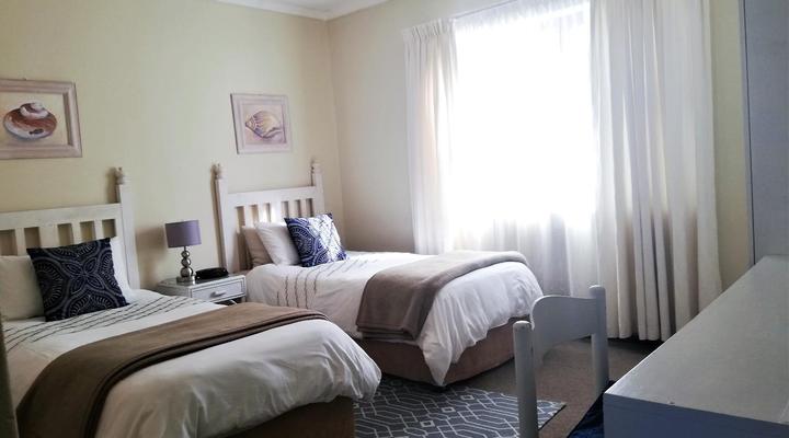 Dolphin Inn Blouberg