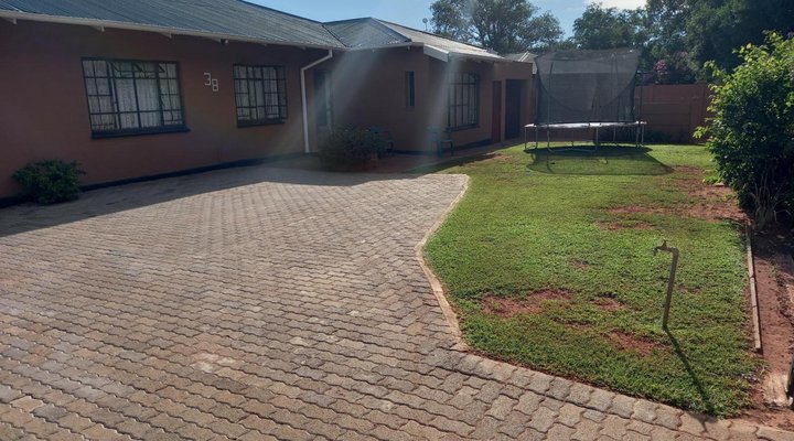 White Rose Guest House