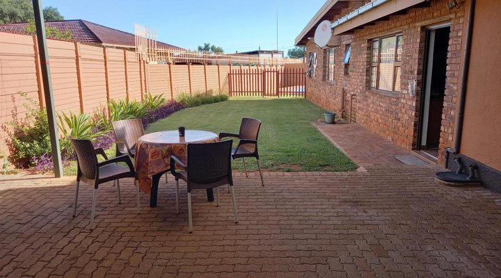 White Rose Guest House