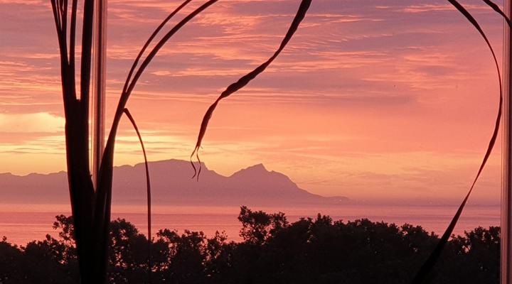 Manor on the Bay Loadshedding-free Guesthouse