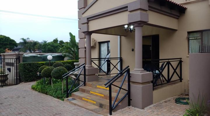 Constantia Manor Guest House