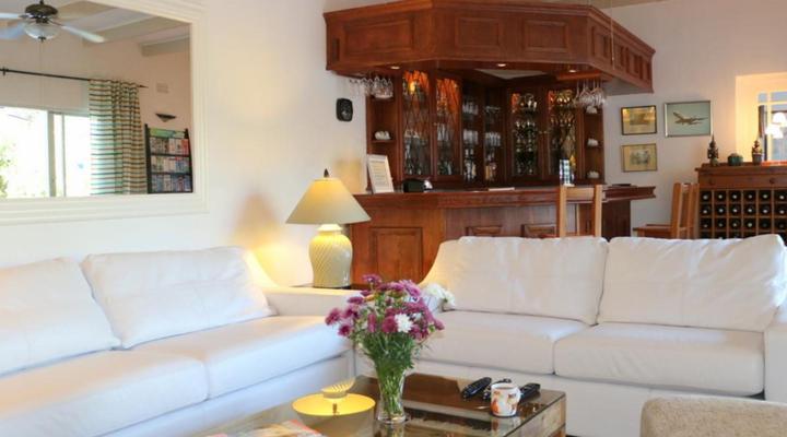 Paradiso Guesthouse and Self-catering Cottage