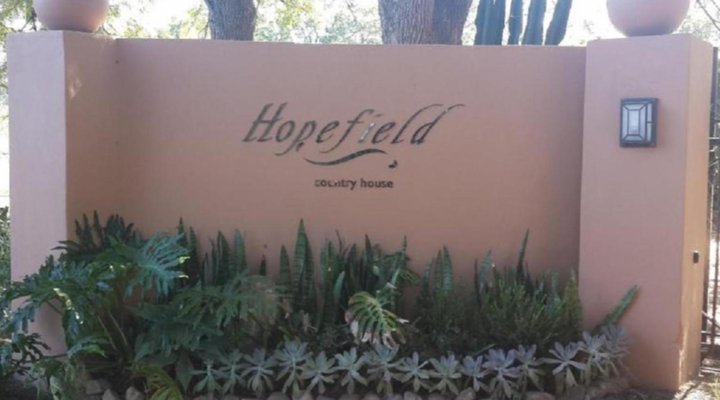 Hopefield Country House & Guest Farm