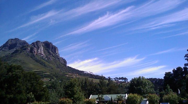 Orange-Ville Guest House